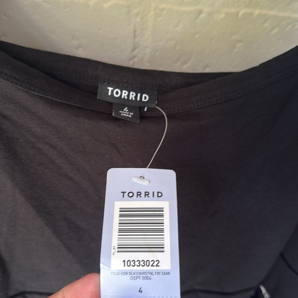 Torrid dress Black and White lip Patterned cotton jersey top half 4x NEW - Picture 2 of 3